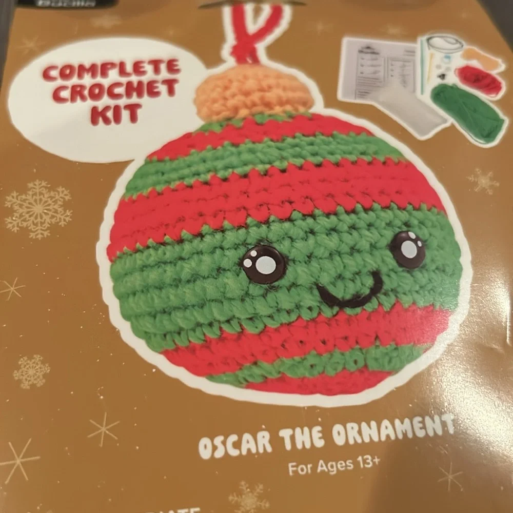 Crochet Kit Oscar the Ornament NEW